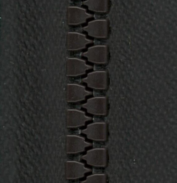 570